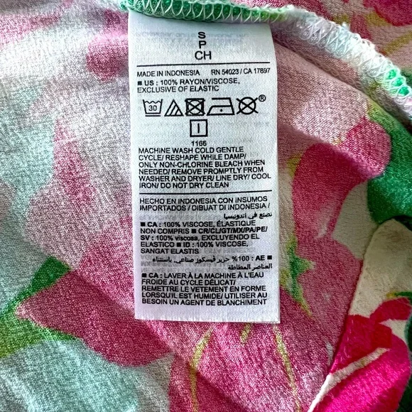 Old Navy Fit & Flare Smocked Floral Midi Dress - Picture 4 of 5